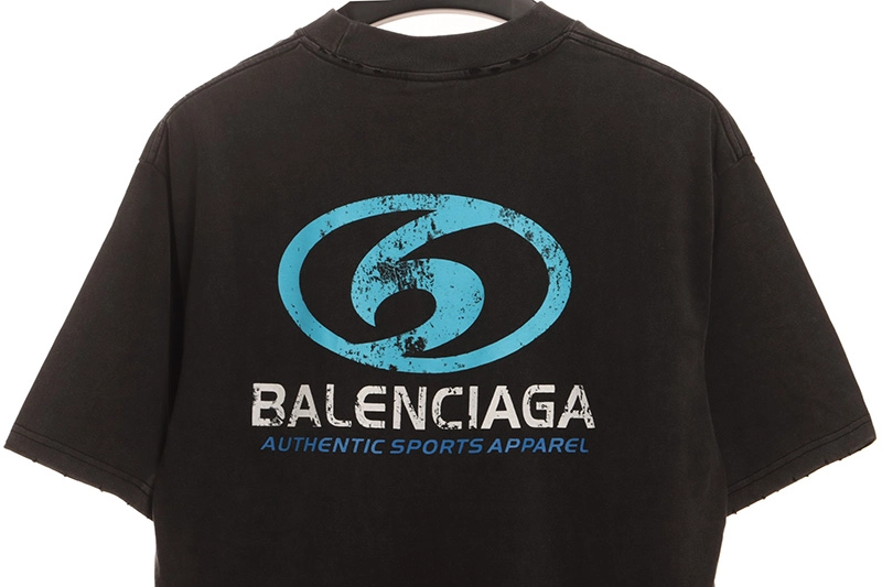 Balenciaga-vor-und-nach-dem-Surfen-gewaschenem-Used-Look-T-Shirt-Reps6.webp