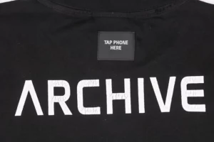 Balenciaga-x-Archive-umgekehrtem-V-Musik-Print-T-Shirt-Reps10.webp