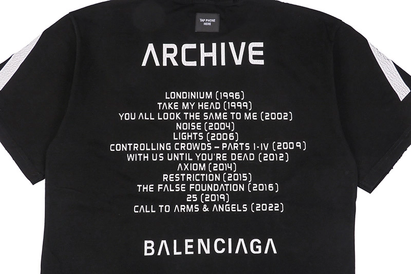 Balenciaga-x-Archive-umgekehrtem-V-Musik-Print-T-Shirt-Reps5.webp