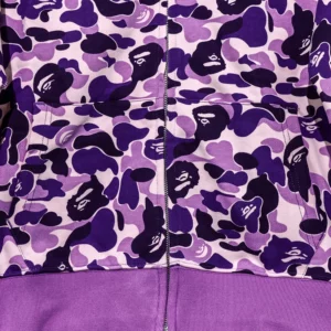 Bape-Lila-Geister-Kapuzenpullover-Reps4.webp