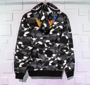 Bape-Shark-1st-Camo-Kapuzenpullover-Reps10.webp
