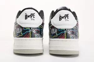 Bape-Sta-Medicom-Toy-Bearbrick-Camo-Black-8.webp