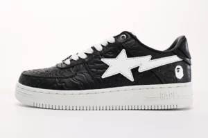 Bapesta-3-M1-Line-Camo-Black-Sneaker-1.webp