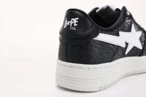 Bapesta-3-M1-Line-Camo-Black-Sneaker-6.webp