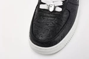 Bapesta-3-M1-Line-Camo-Black-Sneaker-7.webp