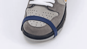 CONCEPTS-x-NK-SB-Dunk-Low-Grey-Lobster-3webp34-595x335-1.png