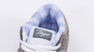 CONCEPTS-x-NK-SB-Dunk-Low-Grey-Lobster-Repli-5.png