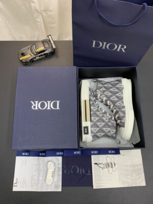 DIOR-B23-High-All-black-Logo-7-1.jpg
