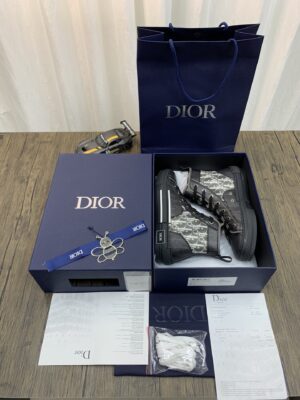DIOR-B23-High-All-black-Logo-9.jpg