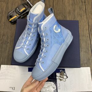 DIOR-B23-High-Oblique-Blue-letters-6.jpg