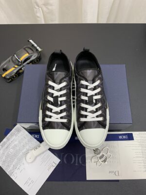 DIOR-B23-Low-Black-2022-1.jpg