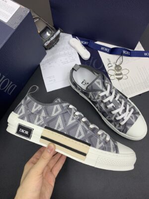 DIOR-B23-Low-Grey-2022-Copy-1.jpg