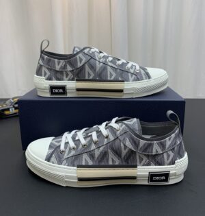 DIOR-B23-Low-Grey-2022-Copy-2-e1658337510197.jpg