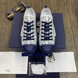 DIOR-B23-Low-Oblique-Blue-4.jpg