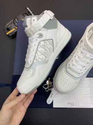 DIOR-B27-High-Top-Sneaker-White-Logo-2.jpg