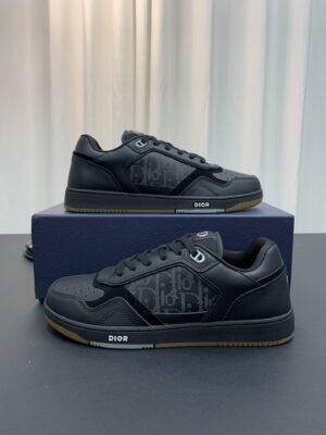 DIOR-B27-Low-Top-Sneaker-All-Black-Logo-2.jpg