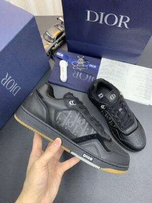 DIOR-B27-Low-Top-Sneaker-All-Black-Logo-4.jpg