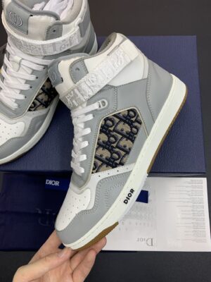 DIOR-B27-Low-Top-Sneaker-All-Black-Logo-5-1.jpg