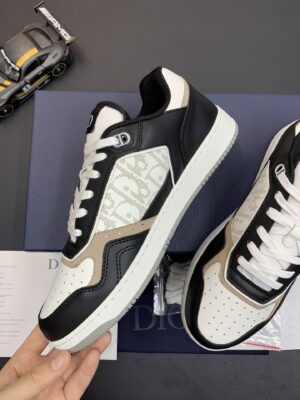 DIOR-B27-Low-Top-Sneaker-Black-Brown-Logo-4.jpg