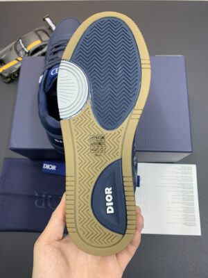 DIOR-B27-Low-Top-Sneaker-Blue-Logo-6.jpg