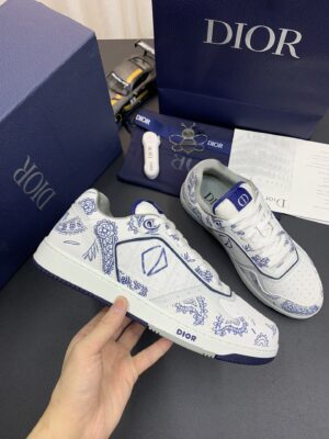 DIOR-B27-Low-Top-Sneaker-Blue-Paisley-7.jpg