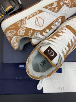 DIOR-B27-Low-Top-Sneaker-Brown-Paisley-8.jpg