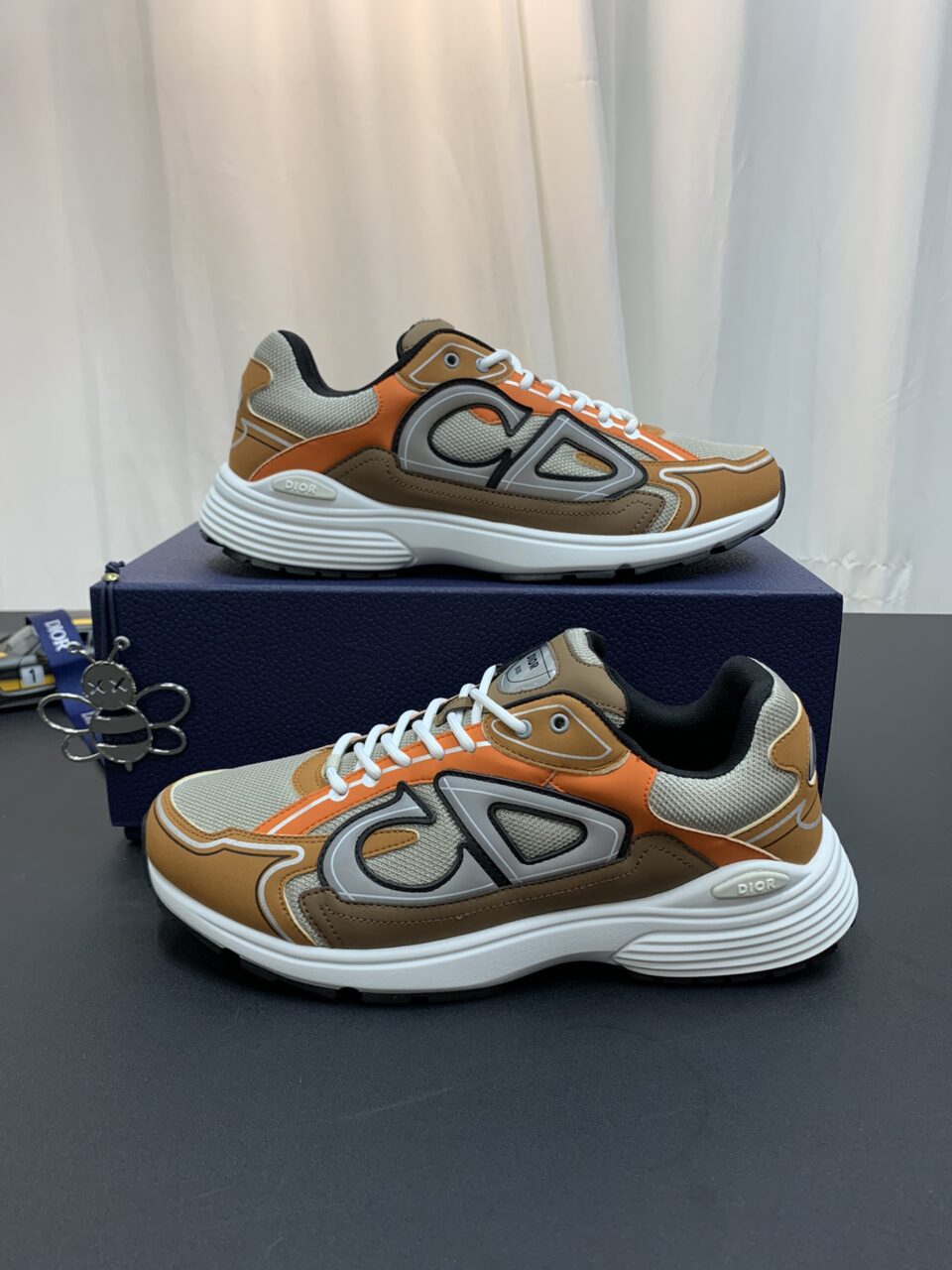 DIOR B30 Sneaker Cream & Orange