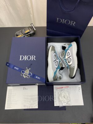 DIOR-B30-Sneaker-Grey-Green-3.jpg
