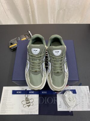 DIOR-B30-Sneaker-Grey-Tan-2.jpg