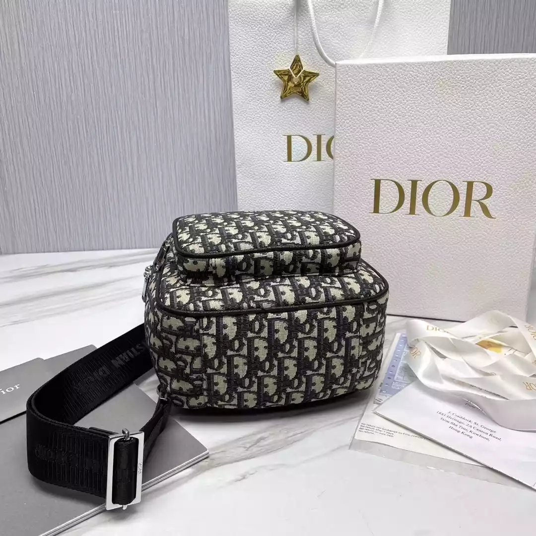 DIOR MINI RIDER SLING BAG DR21 4