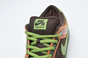 Dunk-Low-De-La-Soul-Premium-Sneakers7.webp