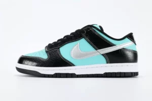 Dunk-Low-Diamond-Supply-Co.-Aqua-Blue2023-08-15-at-01.20.35-595x397-1.webp