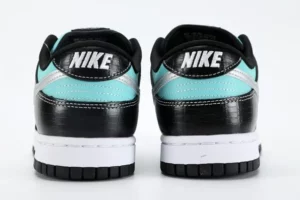 Dunk-Low-Diamond-Supply-Co.-Aqua-Blue2023-08-15-at-01.20.35-8-595x397-1.webp