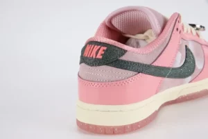 Dunk-Low-LX-Barbie-Womens00005-595x397-1.webp