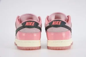 Dunk-Low-LX-Barbie-Womens00008-595x397-1.webp