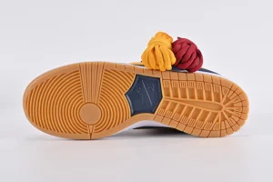 Dunk-Low-Pro-Barcelona-Top-Version-REPS80.webp