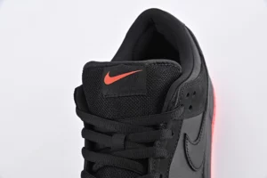 Dunk-Low-TRD-QS-22Black-Pigeon22-Top-Version-REPS796.webp