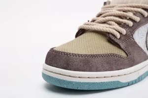 Dunk-SB-Low-Big-Money-Savings-7.webp