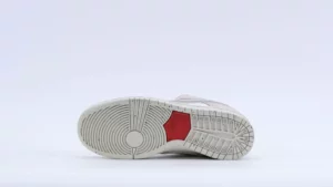 Dunk-SB-Low-City-of-Love-TOP-REPS9.webp