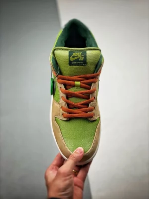 Dunk-SB-Low-Dinner-Plate-Green-Top-Version-Reps-1.webp