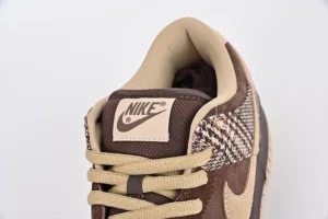 Dunk-SB-Low-Tweed-Top-Version-REPS98.webp