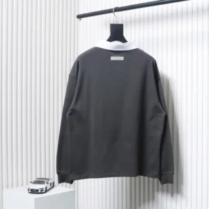 Fear-Of-God-1977-Sweatshirt-With-Flocked-Polo-Collar-1.webp