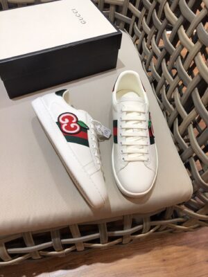 GUCCI-Ace-Apple-7.jpg