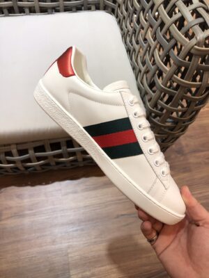 GUCCI-Ace-Apple-8.jpg