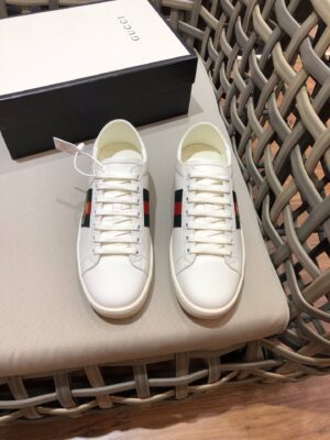 GUCCI-Ace-Bee-9.jpg