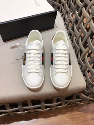 GUCCI-Ace-Tiger-2.jpg