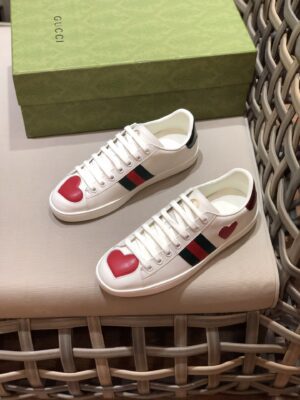GUCCI-Ace-love-9.jpg