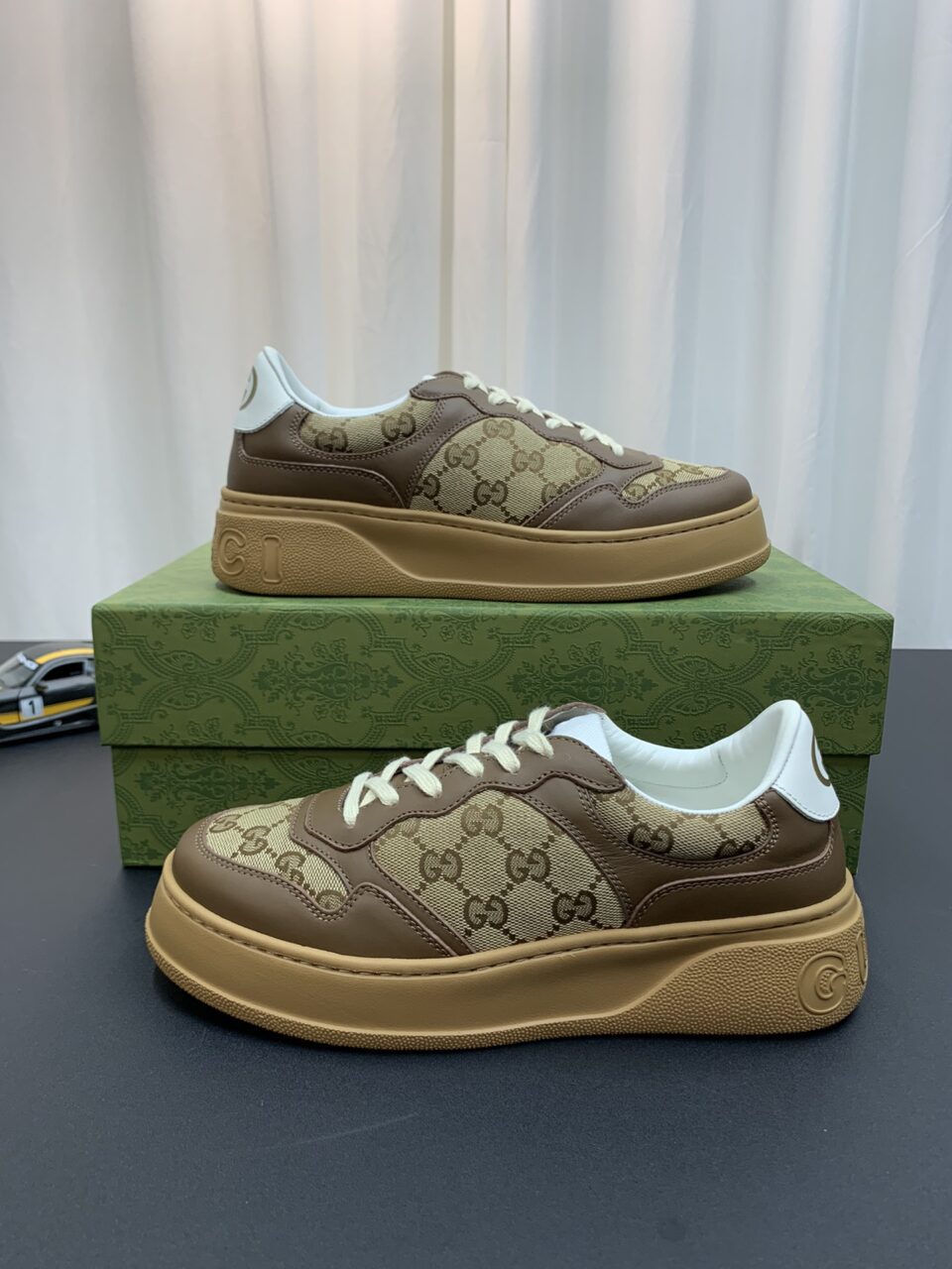 Gucci GG – Brown Low Top Replica Sneakers for Men