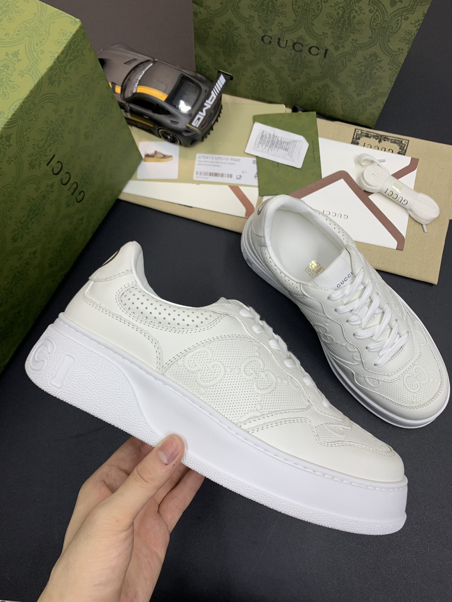 Gucci-GG-Sneaker-White-3.jpg