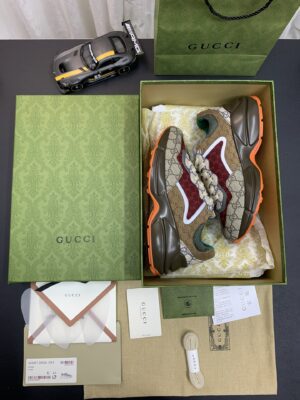 Gucci-Rhyton-Sneaker-7.jpg